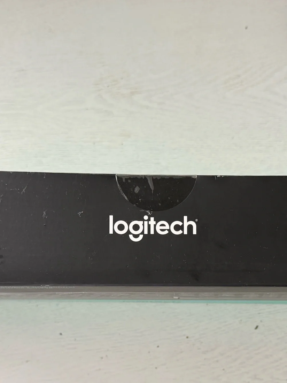 Logitech Advanced Wireless Keyboard and Mouse Combo - Brand New MK520